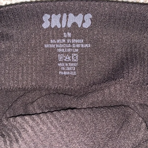 NWT SKIMS Brown Stretch Rib Boy Shorts - Picture 5 of 5